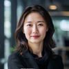 第一会所会员陈女士头像，专业女性形象，背景为高端办公环境